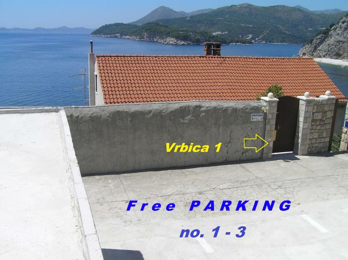Apartments Bajo - Free Parking Дубровник Екстериор снимка
