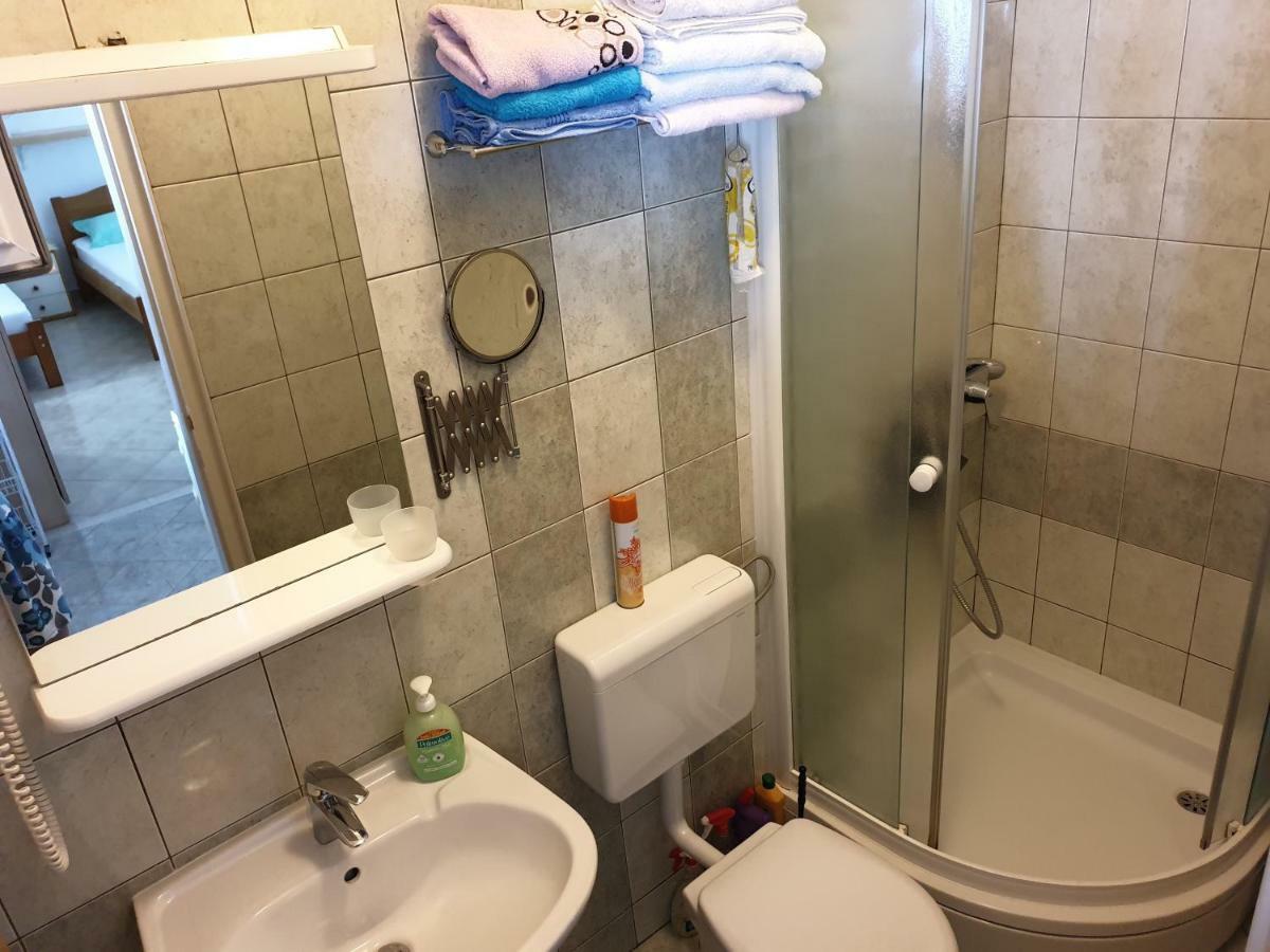 Apartments Bajo - Free Parking Дубровник Екстериор снимка